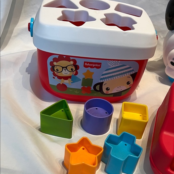 Fisher-Price Shape Sorter, Ring Stacker, Crocodile Car, Vtech Pull Puppy, Piano - Picture 2 of 10